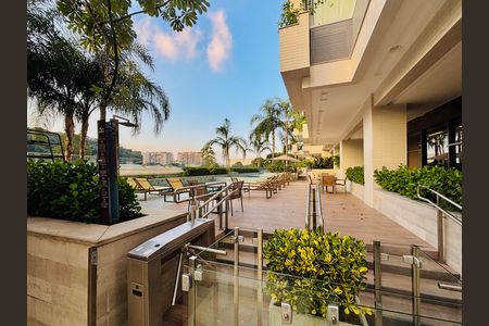 Apartamento para alugar com 77m², 2 quartos e 1 vaga