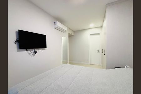 Apartamento para alugar com 77m², 2 quartos e 1 vaga