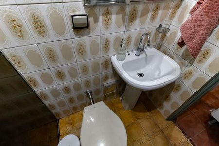 Casa para alugar com 199m², 2 quartos e 1 vaga Casa para alugar com 199m², 2 quartos e 1 vagaBanheiro
