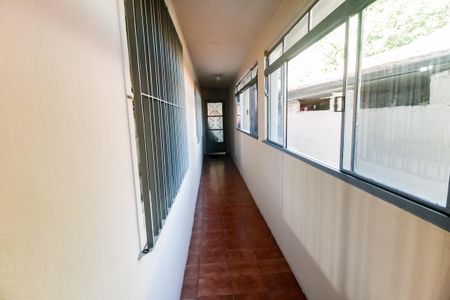 Quintal de casa para alugar com 2 quartos, 199m² em Jardim Samara, São Paulo