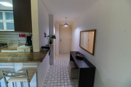 Apartamento à venda com 70m², 2 quartos e 3 vagasCozinha e Área de Serviço