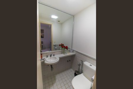 Apartamento à venda com 70m², 2 quartos e 3 vagasLavabo