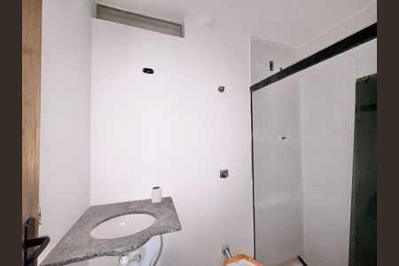 Banheiro de apartamento à venda com 2 quartos, 45m² em Piqueri, São Paulo