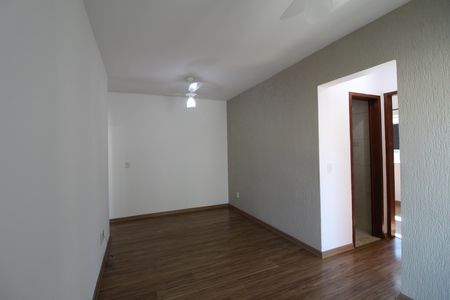 Sala de apartamento à venda com 2 quartos, 52m² em Jacarepaguá, Rio de Janeiro