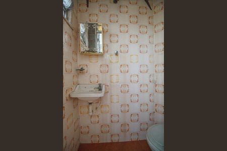 Apartamento para alugar com 68m², 3 quartos e sem vaga Apartamento para alugar com 68m², 3 quartos e sem vagaBanheiro de Serviço
