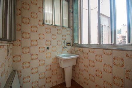 Área de Serviço de apartamento para alugar com 3 quartos, 68m² em Imperial de São Cristóvão, Rio de Janeiro