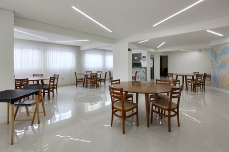Apartamento para alugar com 50m², 1 quarto e 1 vaga Apartamento para alugar com 50m², 1 quarto e 1 vagaÁrea comum - Salão de festas