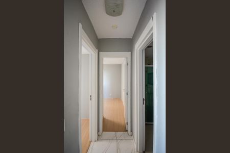 Corredor de apartamento para alugar com 2 quartos, 41m² em Lot. City Jaragua, São Paulo