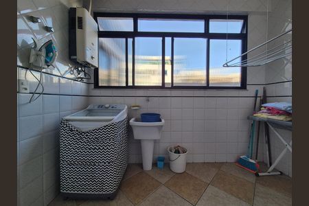 Apartamento para alugar com 123m², 3 quartos e 2 vagas Apartamento para alugar com 123m², 3 quartos e 2 vagasÁrea de serviço