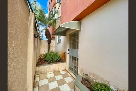 Apartamento à venda com 2 quartos, 75m² em Santa Tereza, Belo Horizonte