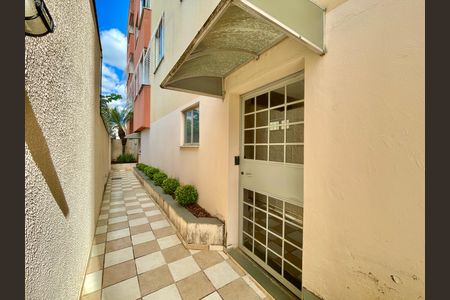 Apartamento à venda com 75m², 2 quartos e 1 vaga