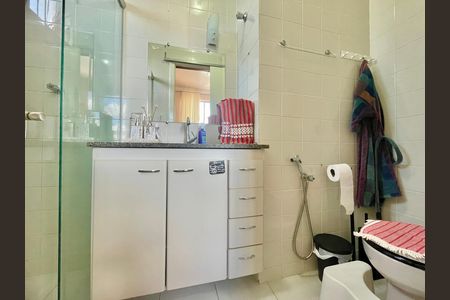 Apartamento à venda com 75m², 2 quartos e 1 vaga