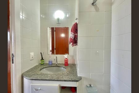 Apartamento à venda com 75m², 2 quartos e 1 vaga