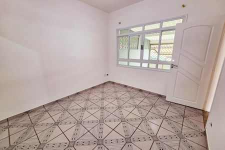 Casa para alugar com 80m², 2 quartos e 2 vagasSala