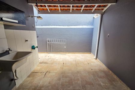 Casa para alugar com 80m², 2 quartos e 2 vagasÁrea de Serviço