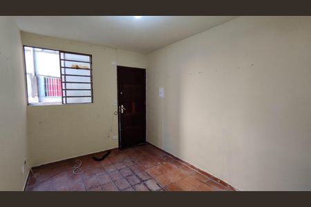 Sala de apartamento para alugar com 2 quartos, 45m² em Parque Dourado, Ferraz de Vasconcelos