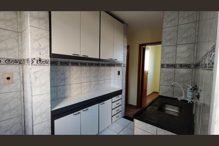 Apartamento para alugar com 45m², 2 quartos e sem vaga Apartamento para alugar com 45m², 2 quartos e sem vagaCozinha e Área de Serviço