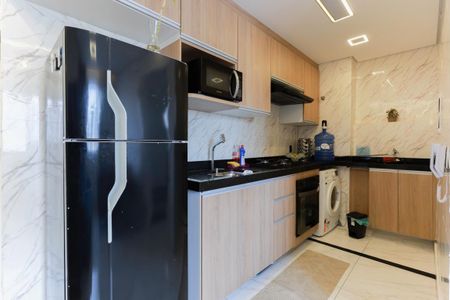 Apartamento à venda com 35m², 2 quartos e 1 vaga Apartamento à venda com 35m², 2 quartos e 1 vagaCozinha e área de serviço