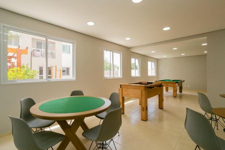 Apartamento à venda com 35m², 2 quartos e 1 vaga Apartamento à venda com 35m², 2 quartos e 1 vagaÁrea comum - Salão de jogos