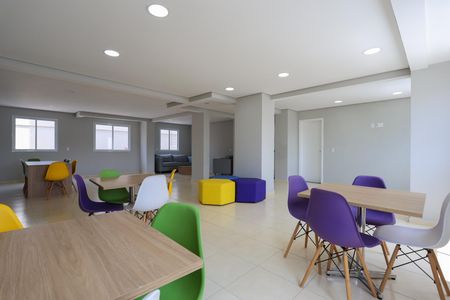 Apartamento à venda com 35m², 2 quartos e 1 vaga Apartamento à venda com 35m², 2 quartos e 1 vagaÁrea comum - Salão de festas infantil