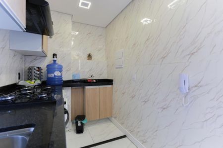 Apartamento à venda com 35m², 2 quartos e 1 vaga Apartamento à venda com 35m², 2 quartos e 1 vagaCozinha e área de serviço