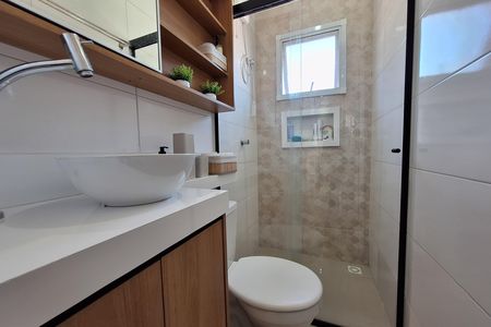 Apartamento à venda com 86m², 2 quartos e 1 vaga Apartamento à venda com 86m², 2 quartos e 1 vagaBanheiro