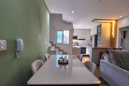 Apartamento à venda com 86m², 2 quartos e 1 vaga Apartamento à venda com 86m², 2 quartos e 1 vagaSala de Jantar