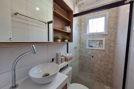 Apartamento à venda com 86m², 2 quartos e 1 vaga Apartamento à venda com 86m², 2 quartos e 1 vagaBanheiro