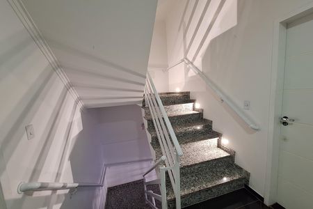 Apartamento à venda com 86m², 2 quartos e 1 vaga Apartamento à venda com 86m², 2 quartos e 1 vagaHall de entrada