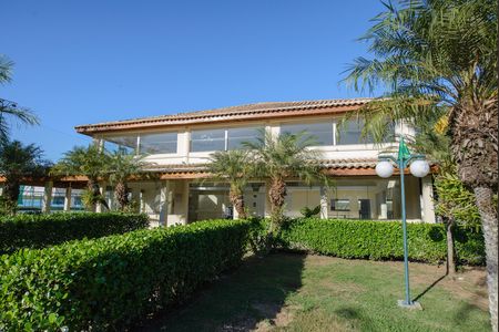 Casa de condomínio para alugar com 250m², 3 quartos e 2 vagas Casa de condomínio para alugar com 250m², 3 quartos e 2 vagasÁrea comum - Salão de festas
