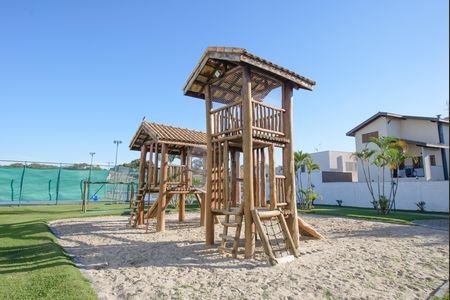 Casa de condomínio para alugar com 250m², 3 quartos e 2 vagas Casa de condomínio para alugar com 250m², 3 quartos e 2 vagasÁrea comum - Playground