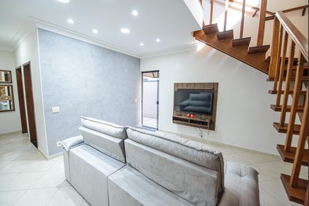 Casa de condomínio para alugar com 250m², 3 quartos e 2 vagas Casa de condomínio para alugar com 250m², 3 quartos e 2 vagasSala