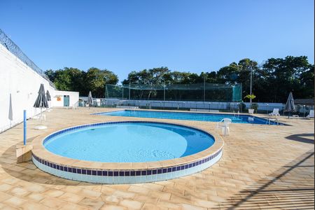 Casa de condomínio para alugar com 250m², 3 quartos e 2 vagas Casa de condomínio para alugar com 250m², 3 quartos e 2 vagasÁrea comum - Piscina