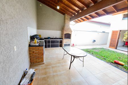 Casa de condomínio para alugar com 250m², 3 quartos e 2 vagas Casa de condomínio para alugar com 250m², 3 quartos e 2 vagasÁrea de Lazer