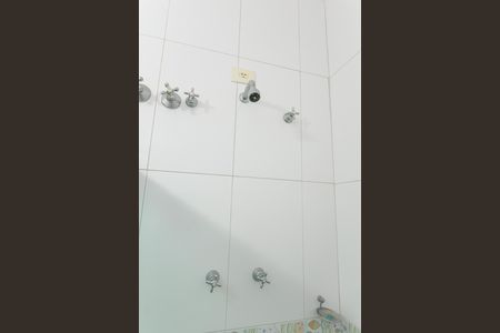 Banheiro da Suíte 1 de casa de condomínio para alugar com 3 quartos, 250m² em Caminho Novo, Taubaté