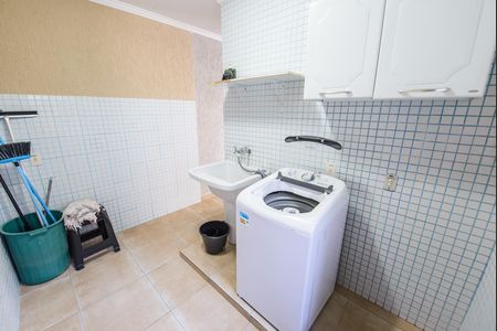 Casa de condomínio para alugar com 250m², 3 quartos e 2 vagas Casa de condomínio para alugar com 250m², 3 quartos e 2 vagasÁrea de Serviço