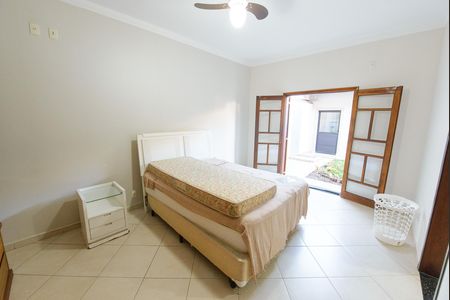 Casa de condomínio para alugar com 250m², 3 quartos e 2 vagas Casa de condomínio para alugar com 250m², 3 quartos e 2 vagasSuíte 2