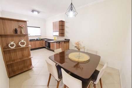Casa de condomínio para alugar com 250m², 3 quartos e 2 vagas Casa de condomínio para alugar com 250m², 3 quartos e 2 vagasCopa