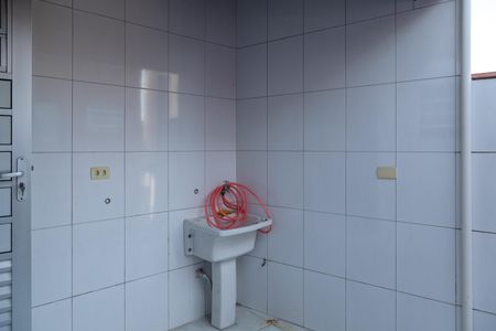 Área de Serviço de casa para alugar com 3 quartos, 100m² em Parque Santo Antonio, Guarulhos