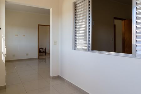 Sala de casa para alugar com 3 quartos, 100m² em Parque Santo Antonio, Guarulhos