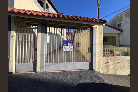 Fachada de casa para alugar com 3 quartos, 100m² em Parque Santo Antonio, Guarulhos