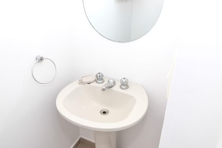 Lavabo de casa para alugar com 3 quartos, 120m² em Pompeia, São Paulo