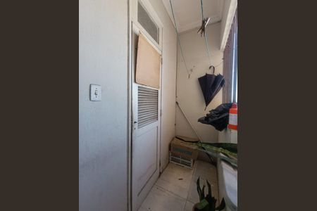 Apartamento para alugar com 57m², 2 quartos e sem vaga Apartamento para alugar com 57m², 2 quartos e sem vagaÁrea de Serviço