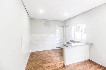 Sala de casa para alugar com 1 quarto, 50m² em Jardim Ana Estela, Carapicuíba