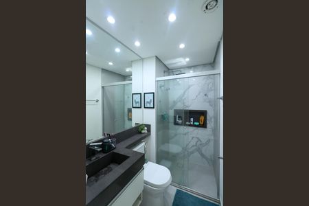 Apartamento à venda com 80m², 2 quartos e 2 vagas Apartamento à venda com 80m², 2 quartos e 2 vagasBanheiro Social