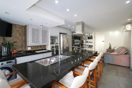 Apartamento à venda com 80m², 2 quartos e 2 vagas Apartamento à venda com 80m², 2 quartos e 2 vagasSala/Cozinha