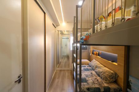 Apartamento à venda com 80m², 2 quartos e 2 vagas Apartamento à venda com 80m², 2 quartos e 2 vagasQuarto