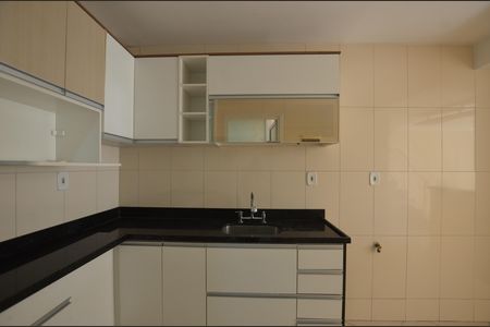 Cozinha de apartamento à venda com 3 quartos, 120m² em Jardim Sulacap, Rio de Janeiro