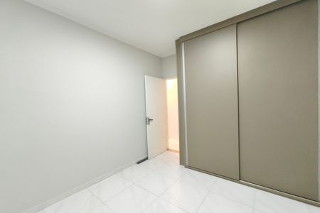 Apartamento à venda com 60m², 2 quartos e 1 vagaQuarto 2