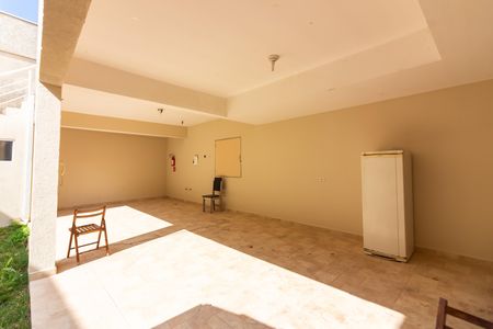 Salão de Festas de casa de condomínio à venda com 2 quartos, 75m² em Padroeira, Osasco